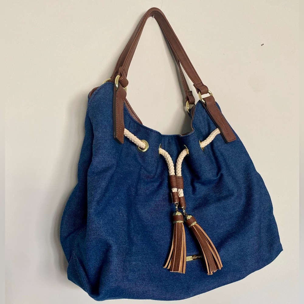 Liz Claiborne Leanne 4-Poster Denim Blue Shoulder Bag Chic Hobo Tote Casual